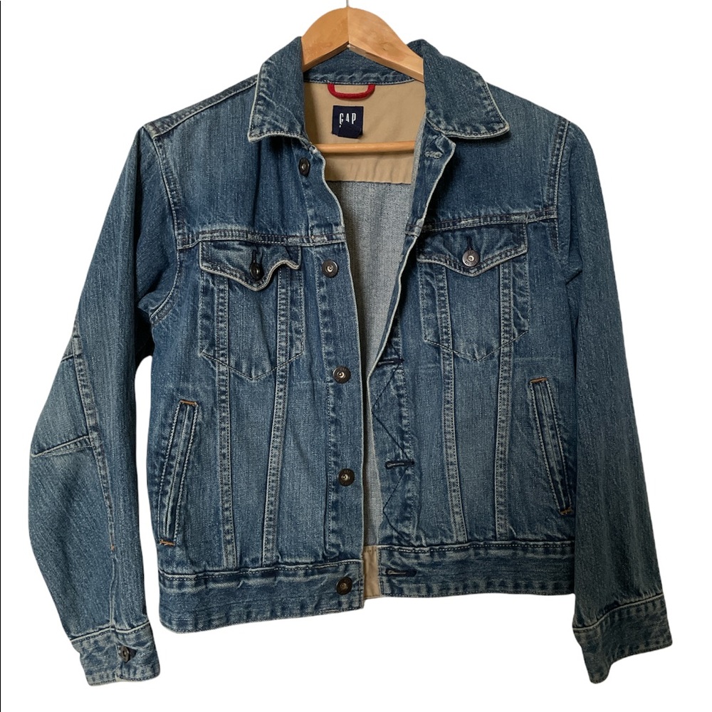 🤩 Cute Gap Kids size 10 jeans classic jacket